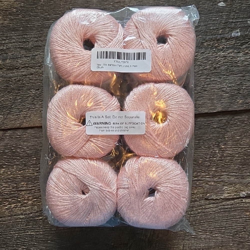 6x Balls of Blush Pink Patons Bamboo Silk Yarn